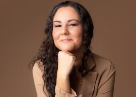 dra. Silvia Barros